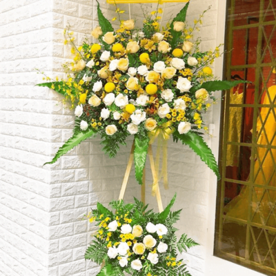 Giúp việc mua hoa không còn xa lạ hay khó khăn gì với người dân